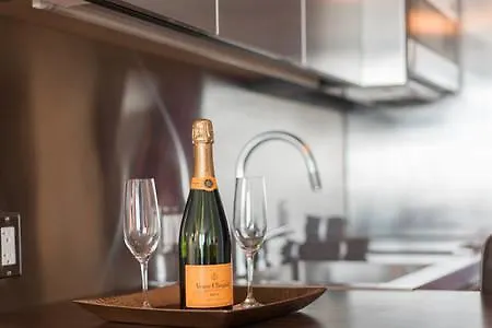 Luxury Suites At Palms Place Las Vegas Aparthotel